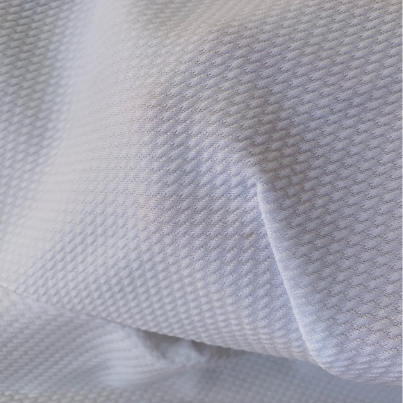 Long-sleeve asymmetrical cropped back top - Picture 5 of 8